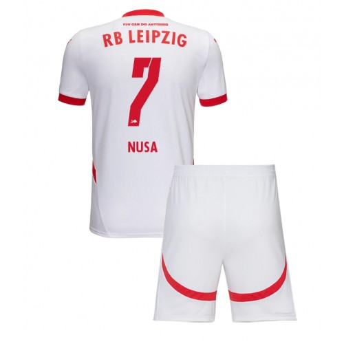 Fotballdrakt Barn RB Leipzig Antonio Nusa #7 Hjemmedraktsett 2024-25 Kortermet (+ Korte bukser)